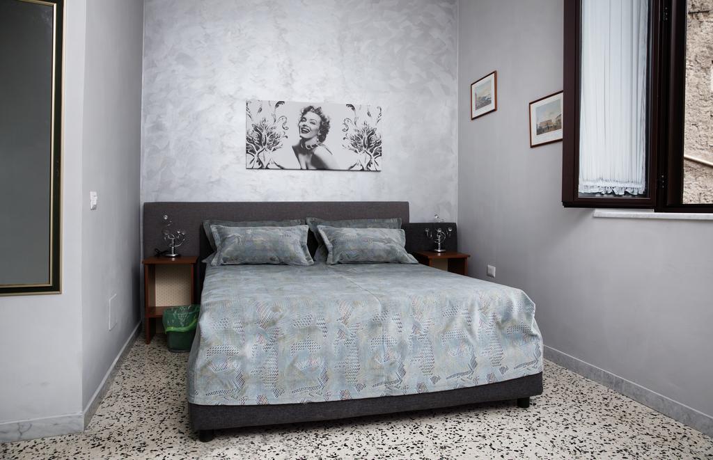 B&B Rochel Napoli ห้อง รูปภาพ