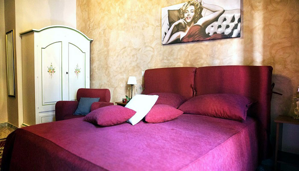 B&B Rochel Napoli ภายนอก รูปภาพ