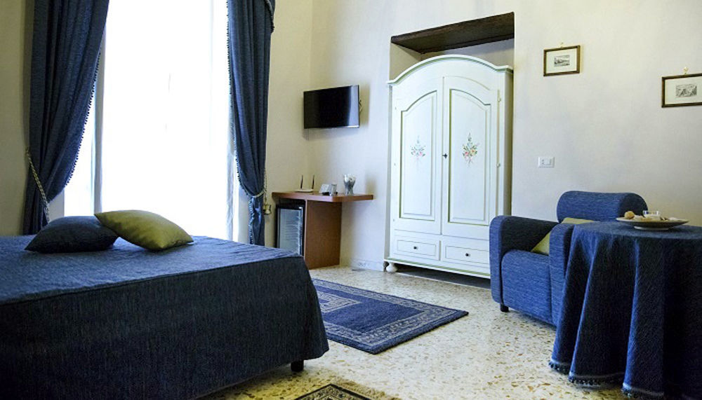 B&B Rochel Napoli ภายนอก รูปภาพ